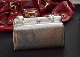 Women's Purses & Handbags