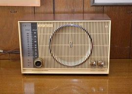 Vintage Zenith Radio