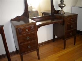 Berkey & Gay Furniture - Vanity and bench