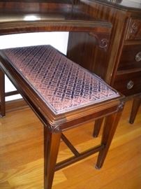 Berkey & Gay Furniture - Vanity and bench