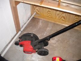 Edger black and decker