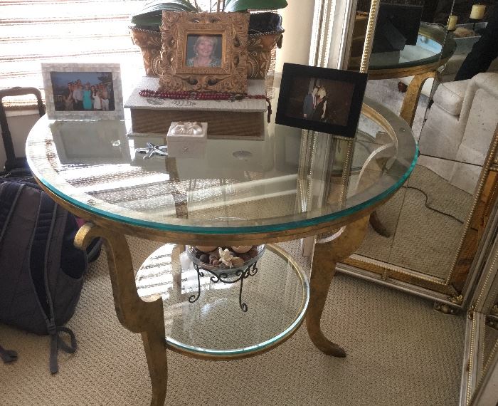 GOLD/GLASS TOP TABLE
