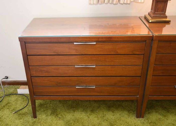 BUY IT NOW!  LOT #216, Mid Century Modern Desk by Lane, Very Good Pre-owned Condition, $180 (Measures approx. 44" L x 18" W x 30" H)