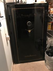 Treadle Combination Safe 5'3" x 3"