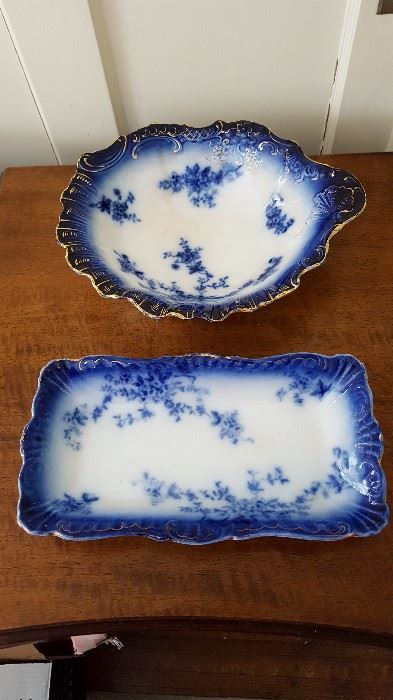 Flow Blue La Belle Open Scalloped Bowl and Platter
