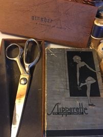 Assortment of accessories.