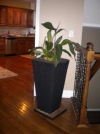 Quality home deco/furnishings- 3 large decorative planters(2 on porch)