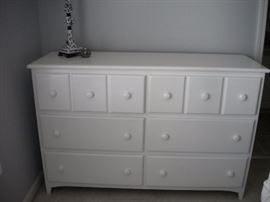 7 piece Pottery Barn Bedroom, 2 dressers, bookshelf, 2 night stands, head/footboard, Desk with hutch- Some may be found in the garage. Well kept great condition-quality!