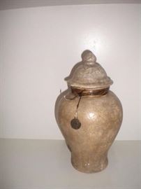 Quality home deco/furnishings