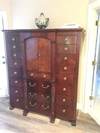 Fabulous Hickory Chair Gentleman's chest 