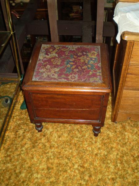 Commode closed with needlepoint top