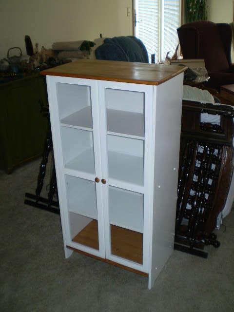 Storage cabinet