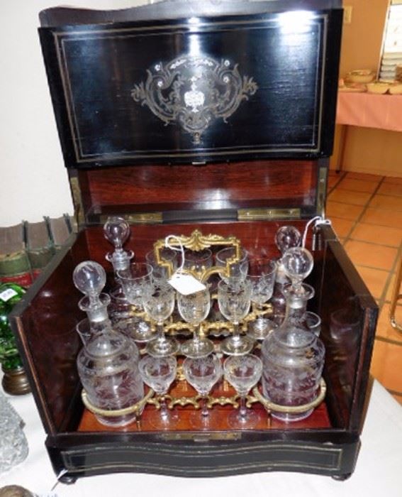 Beautiful antique tantalus with many original pieces.
