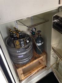 CO2 tank and empty keg included