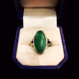 14k White Gold Ring with Jade and Onyx