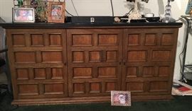 Wood chest withh green marble top