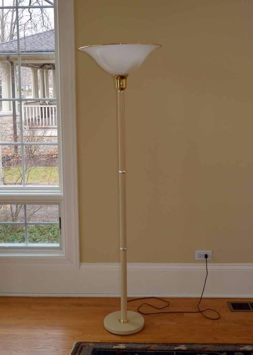 Torchiere Floor Lamp (Plastic Shade)