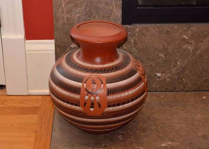 BUY IT NOW--Lot #226, Native American Kokopelli Floor Vase, $60