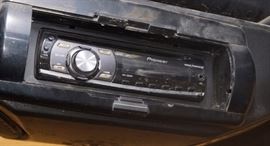 Gator stereo system