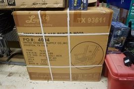 Aggie rocker NIB