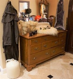 Ethan Allen dresser with mirror