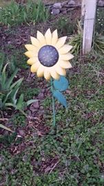 Metal yard ornaments