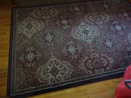 AREA RUG
