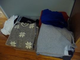 MEN'S CLOTHING- SIZE XL