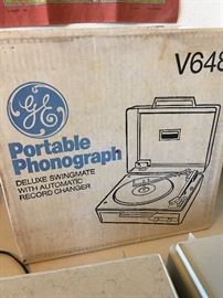 GE Portable Phonograph Turntable