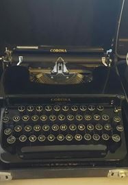 Vintage Corona Manual Typewriter