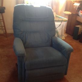 Pair of Lazyboy recliners