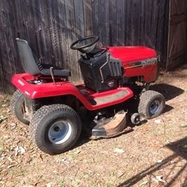 Murray riding lawn mower in working condition