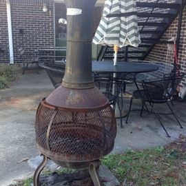 Iron chimenea