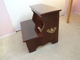 The Bombay Company step stool