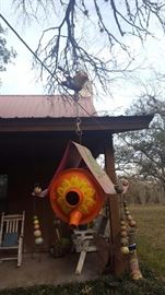 Gas can birdhouse