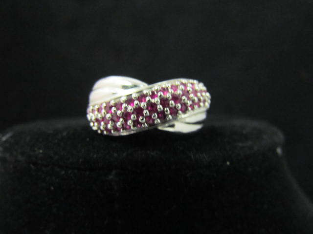 Sterling lady's ring - size 10.75 - total weight 8.36g