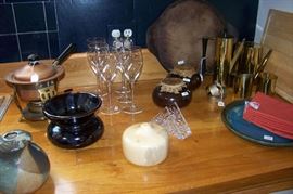 Items found in the kitchen - a copper tea service, pottery, etc.