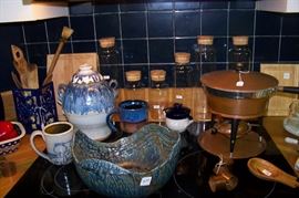 More items in the kitchen - 