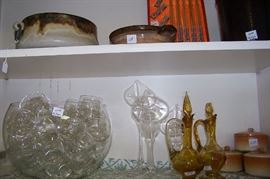 Large glass punch bowl with 32 cups