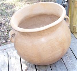 Large pot