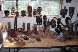 EVERYTHING FROM THIS PICTURE FORWARD IS FOUND IN THE OUT BUILDING!!  