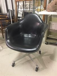 Herman Miller Eames Chair