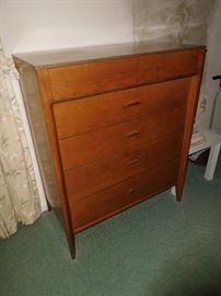Nice Mid Century chest of drawers