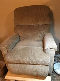 New La-Z Boy Power Recliners