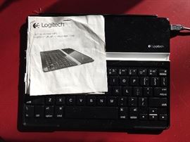 Logic tech Ipad Keyboard