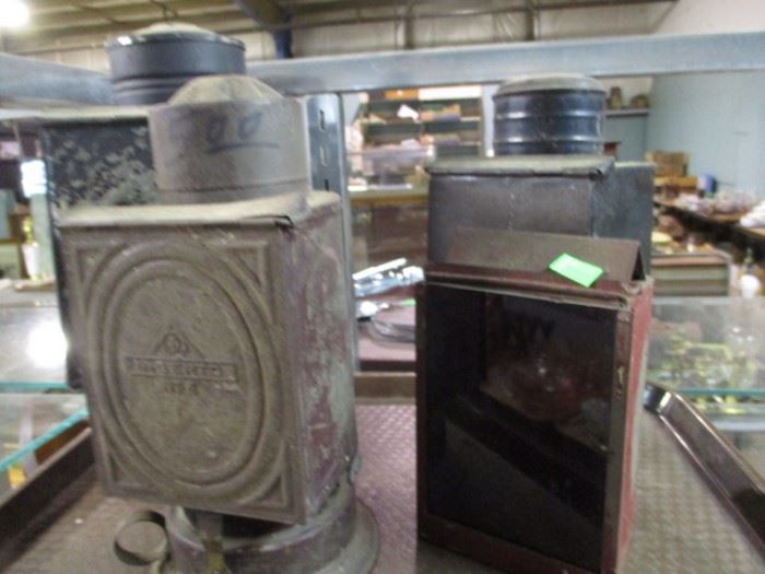 Antiques; Furniture; Collectibles in Concord, NH starts on 2/2/2017