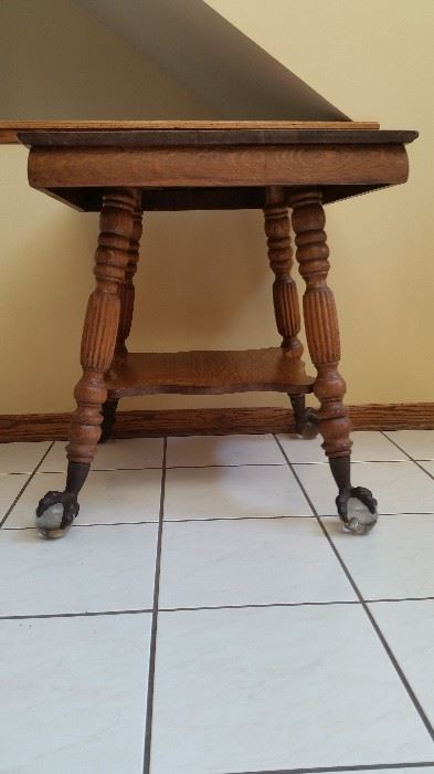 Amazing antique table with glass ball and claw feet. 26.25 x  27 on top. 28.5 tall. Glass balls are over 3 inches round! Beautiful ! 