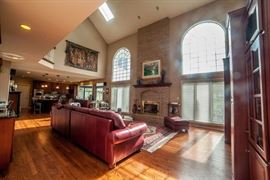 Winberie Family Room