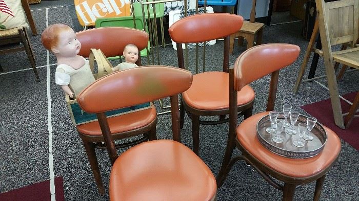 set of 4 Thonet chairs - excellent condition