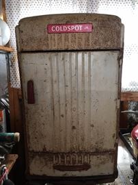 Coldspot Jr. toy refrigerator